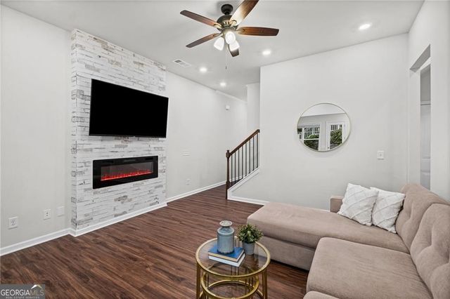 469 Bishop Lane, Woodstock, GA 30188