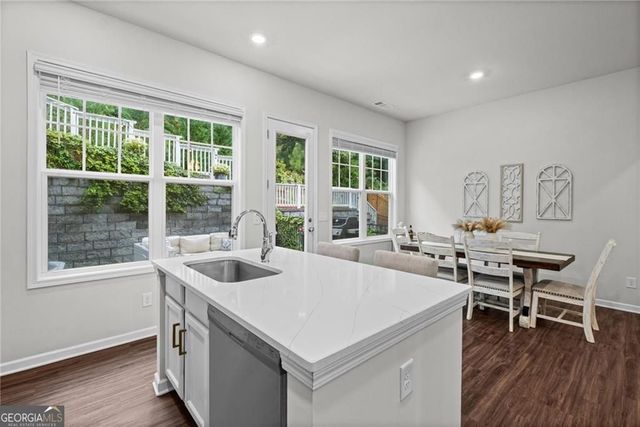 469 Bishop Lane, Woodstock, GA 30188