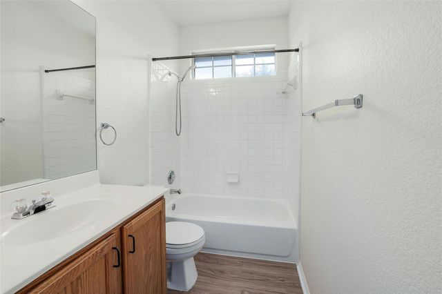 8518 Cahill DR 9, Austin, TX 78729