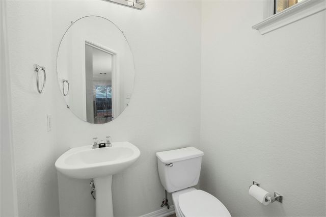 8518 Cahill DR 9, Austin, TX 78729