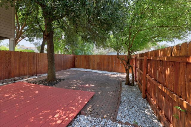 8518 Cahill DR 9, Austin, TX 78729