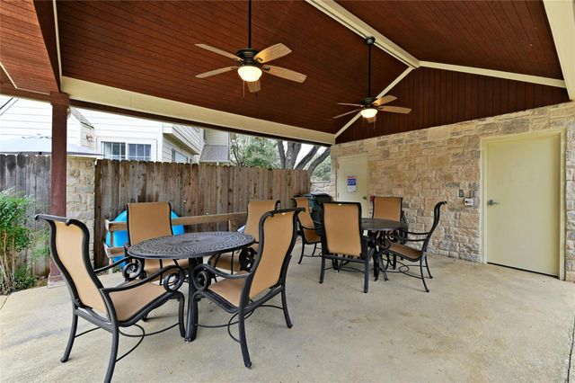 8518 Cahill DR 9, Austin, TX 78729