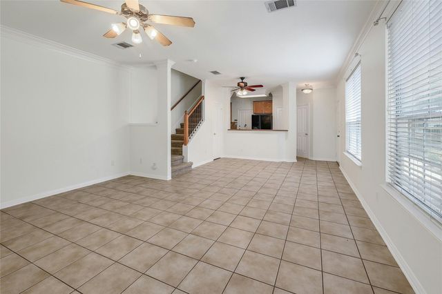 8518 Cahill DR 9, Austin, TX 78729