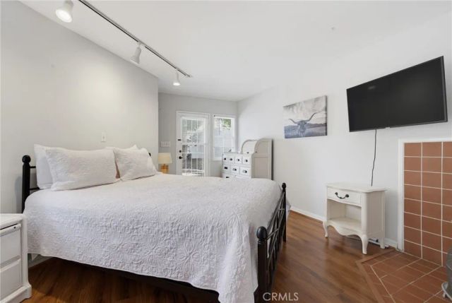 1073 W Upland Avenue, San Pedro, CA 90732