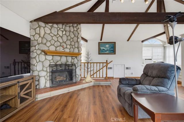1073 W Upland Avenue, San Pedro, CA 90732