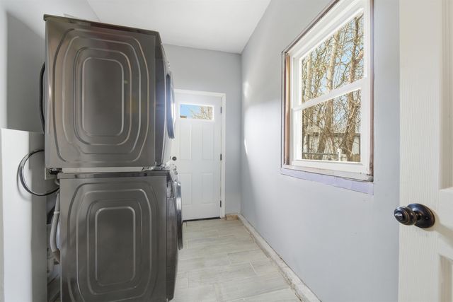 1751 S Volutsia Ave, Wichita, KS 67211