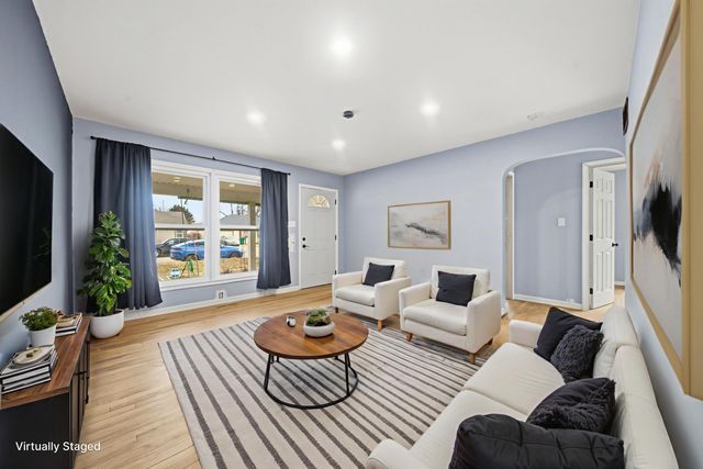 1751 S Volutsia Ave, Wichita, KS 67211