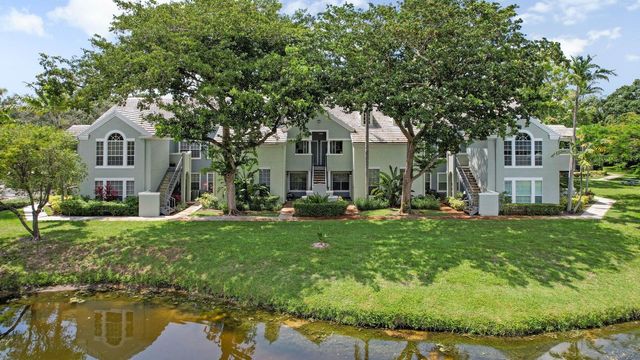 1050 Crystal Way L, Delray Beach, FL 33444