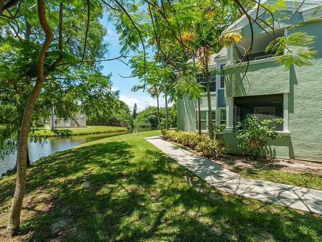 1050 Crystal Way L, Delray Beach, FL 33444