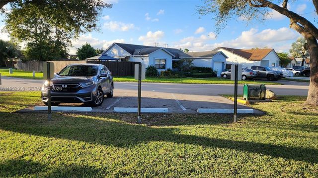 13337 SW 112th Pl, Miami, FL 33176