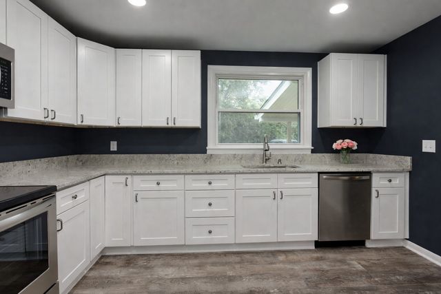 100 Haven St, Hendersonville, TN 37075