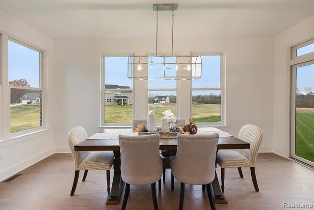 7699 Orchard Lane, Washington, MI 48095