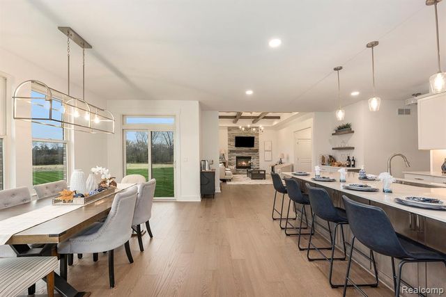 7699 Orchard Lane, Washington, MI 48095