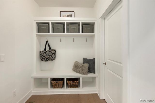 7699 Orchard Lane, Washington, MI 48095