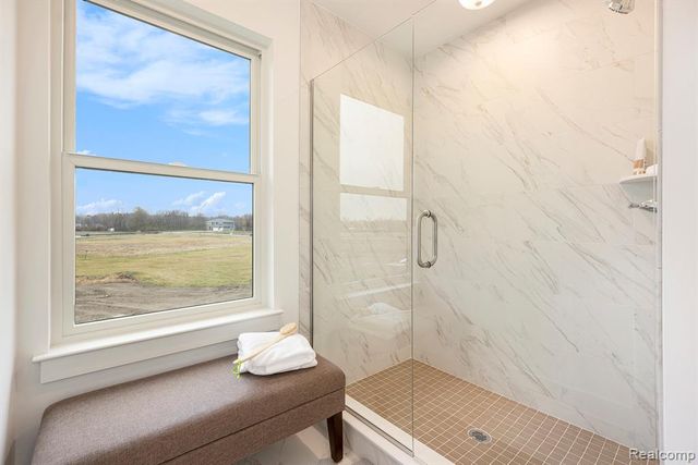 7699 Orchard Lane, Washington, MI 48095