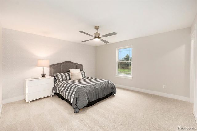 7699 Orchard Lane, Washington, MI 48095