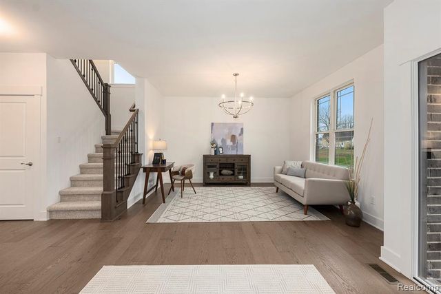 7699 Orchard Lane, Washington, MI 48095