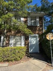 1311 W Meadowview Road H, Greensboro, NC 27403