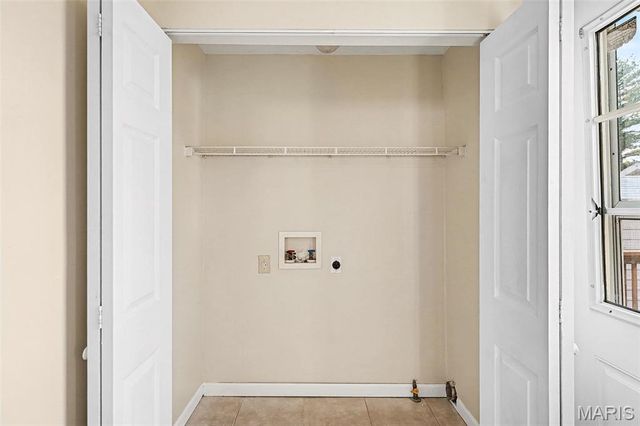 215 Louisa Avenue, Dupo, IL 62239