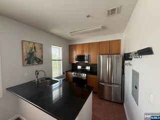 515 30th Street 2B, Union City, NJ 07087