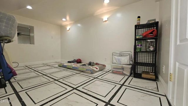 2786 Kennington Drive, Glendale, CA 91206