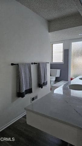 2786 Kennington Drive, Glendale, CA 91206