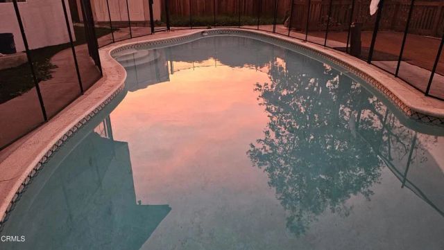 2786 Kennington Drive, Glendale, CA 91206