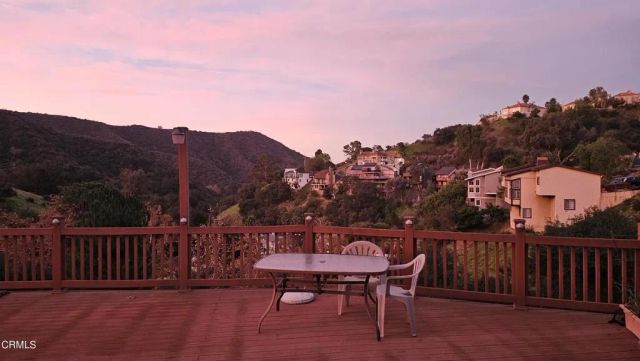 2786 Kennington Drive, Glendale, CA 91206