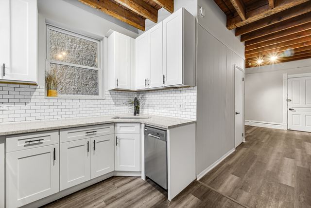 1817 N Honore Street 1R, Chicago, IL 60622