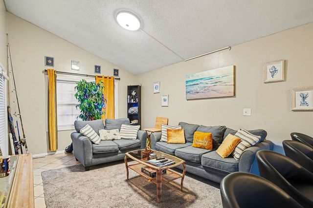 401 28th Ave. S, North Myrtle Beach, SC 29582