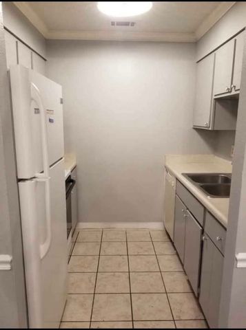 270 Tampa Dr Apt D12, Nashville, TN 37211