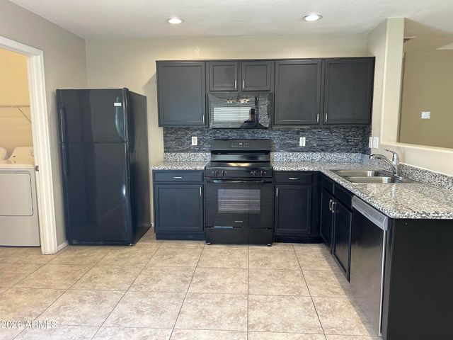1102 E DUST DEVIL Drive, San Tan Valley, AZ 85143