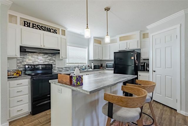 100925 S 3330 Road, Harrah, OK 73045