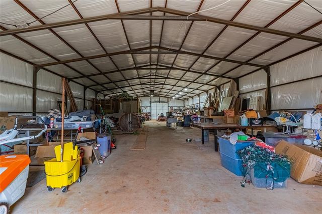 100925 S 3330 Road, Harrah, OK 73045