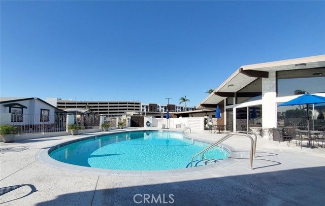 8111 Stanford 128, Garden Grove, CA 92841