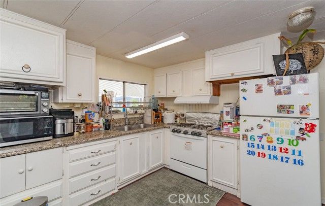 8111 Stanford 128, Garden Grove, CA 92841