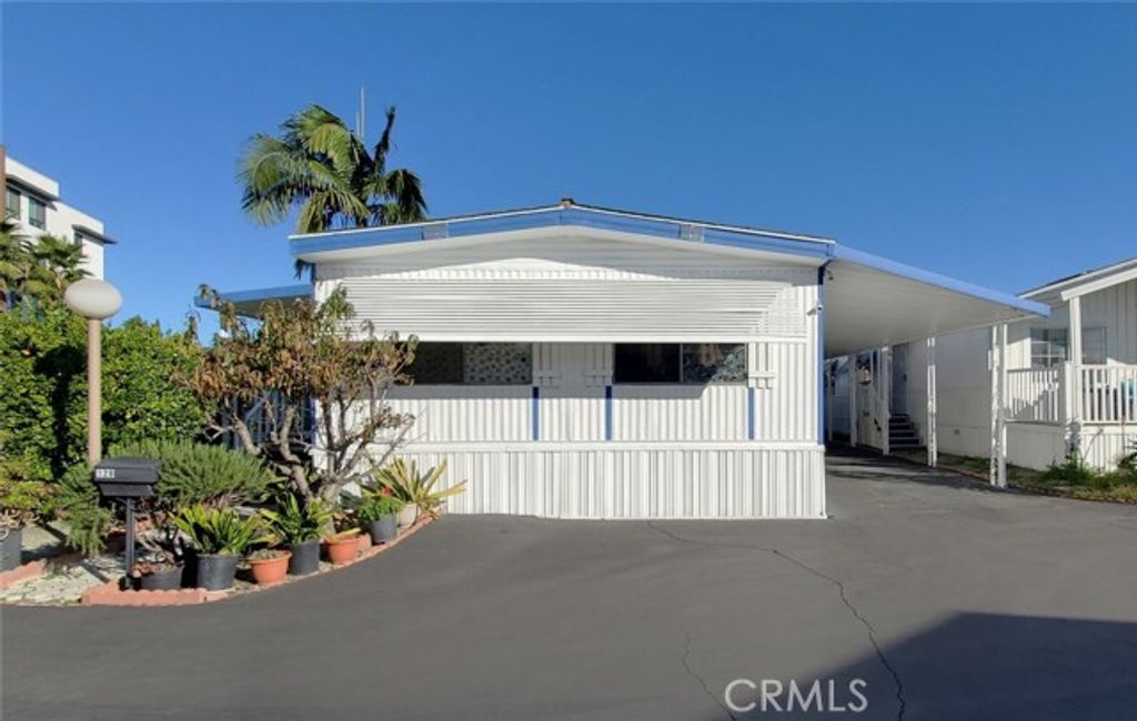 8111 Stanford 128, Garden Grove, CA 92841