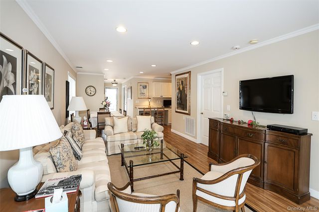 833 Madeira Boulevard, Melville, NY 11747