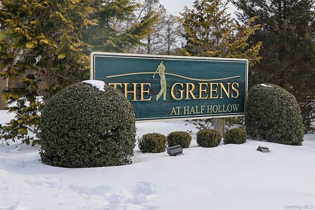 833 Madeira Boulevard, Melville, NY 11747