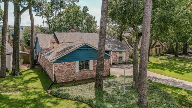 601 S Rivershire Drive, Conroe, TX 77304