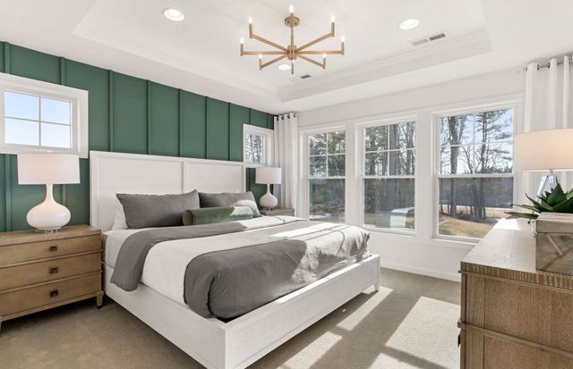 31 Emerald Run 18, Shrewsbury, MA 01545
