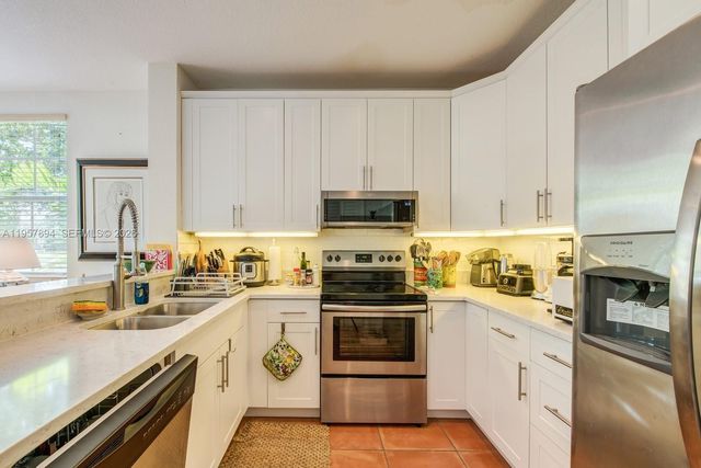 9267 SW 227th St 1-8, Cutler Bay, FL 33190