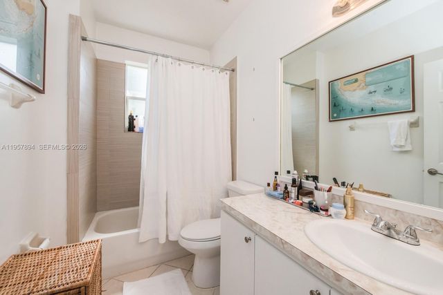 9267 SW 227th St 1-8, Cutler Bay, FL 33190