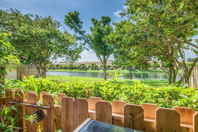 9267 SW 227th St 1-8, Cutler Bay, FL 33190