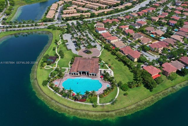 9267 SW 227th St 1-8, Cutler Bay, FL 33190