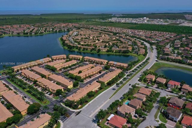 9267 SW 227th St 1-8, Cutler Bay, FL 33190