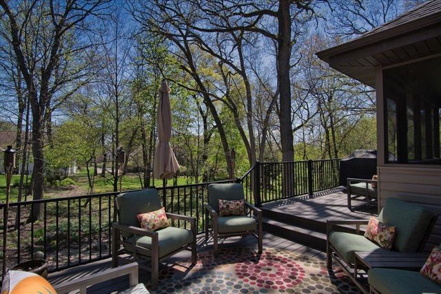 1801 Maplecrest Drive, Verona, WI 53593