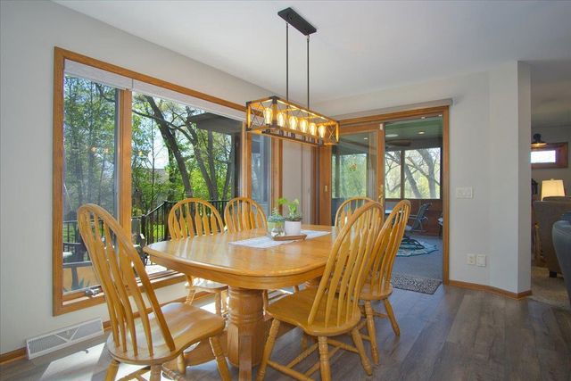 1801 Maplecrest Drive, Verona, WI 53593