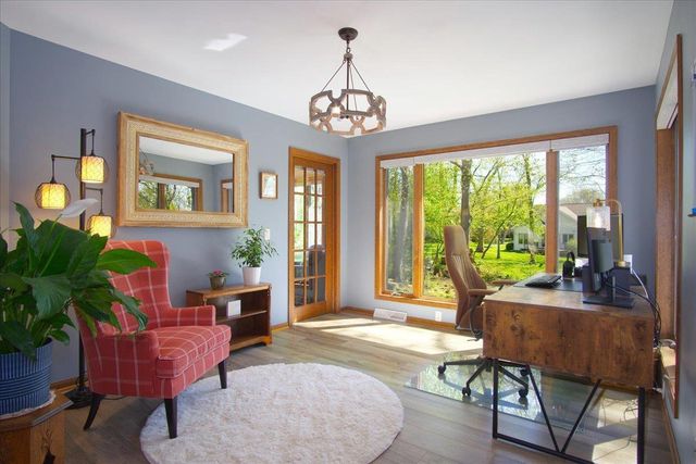 1801 Maplecrest Drive, Verona, WI 53593