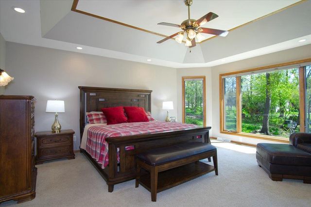 1801 Maplecrest Drive, Verona, WI 53593